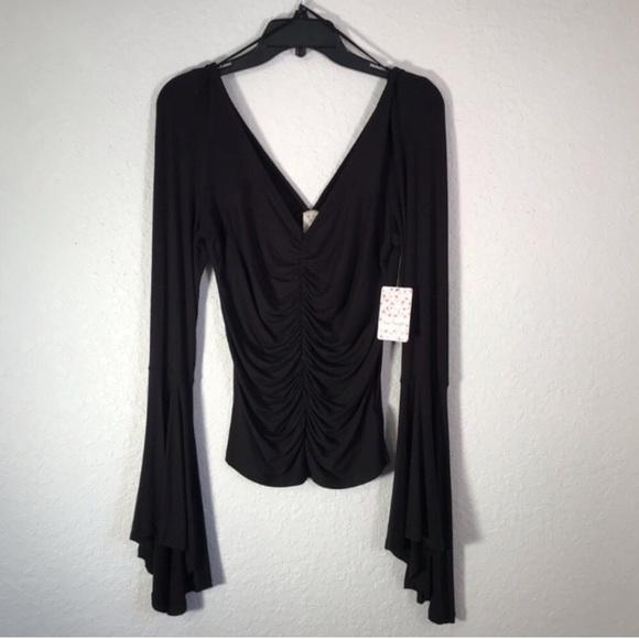 🎉HP🎉Free People What A Babe Bell Sleeve Top - Picture 5 of 5